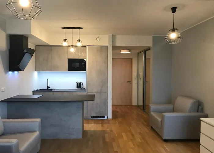 Apartment24 Yacht Club View